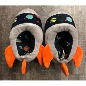 ‼️PRE-OWNED‼️ Toddler Boy’s Slippers